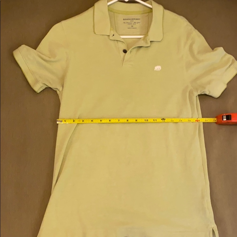 Banana republic medium polo in green